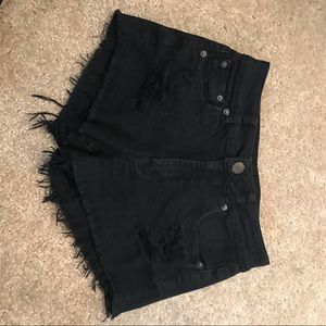 American Eagle black shorts
